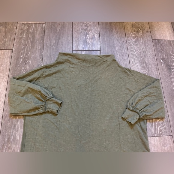 We the Free Green Oversized Tunic Dress Top Size Small wide neck - Picture 4 of 6